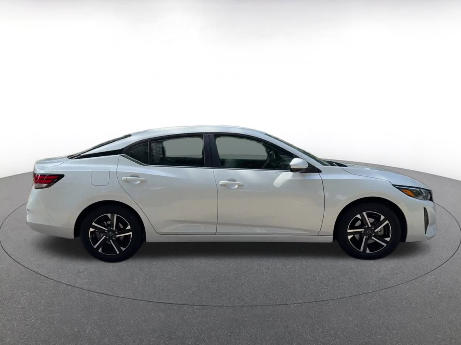 Thumbnail: 2024 Nissan Sentra - 16