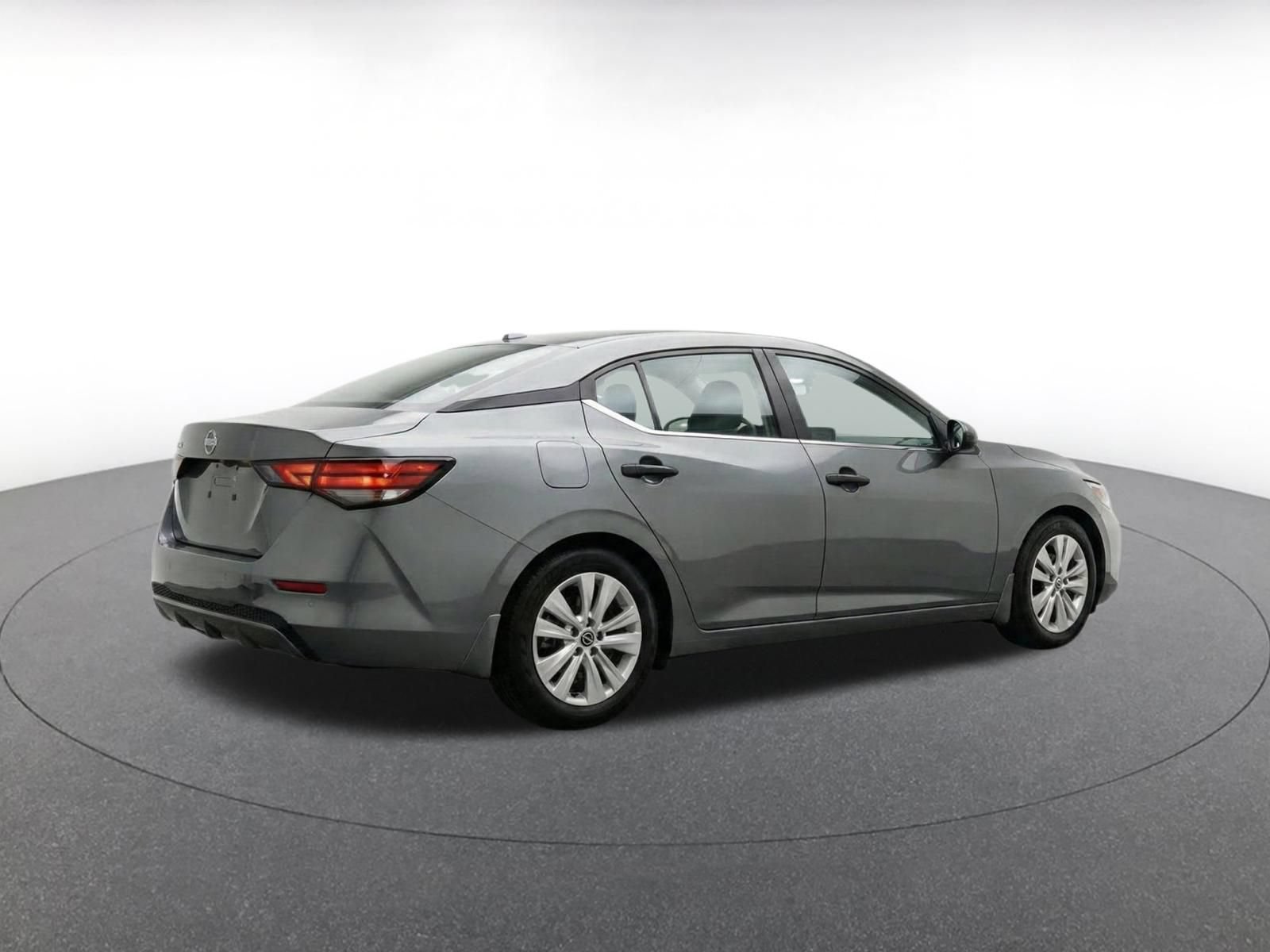 Thumbnail: 2025 Nissan Sentra - 8