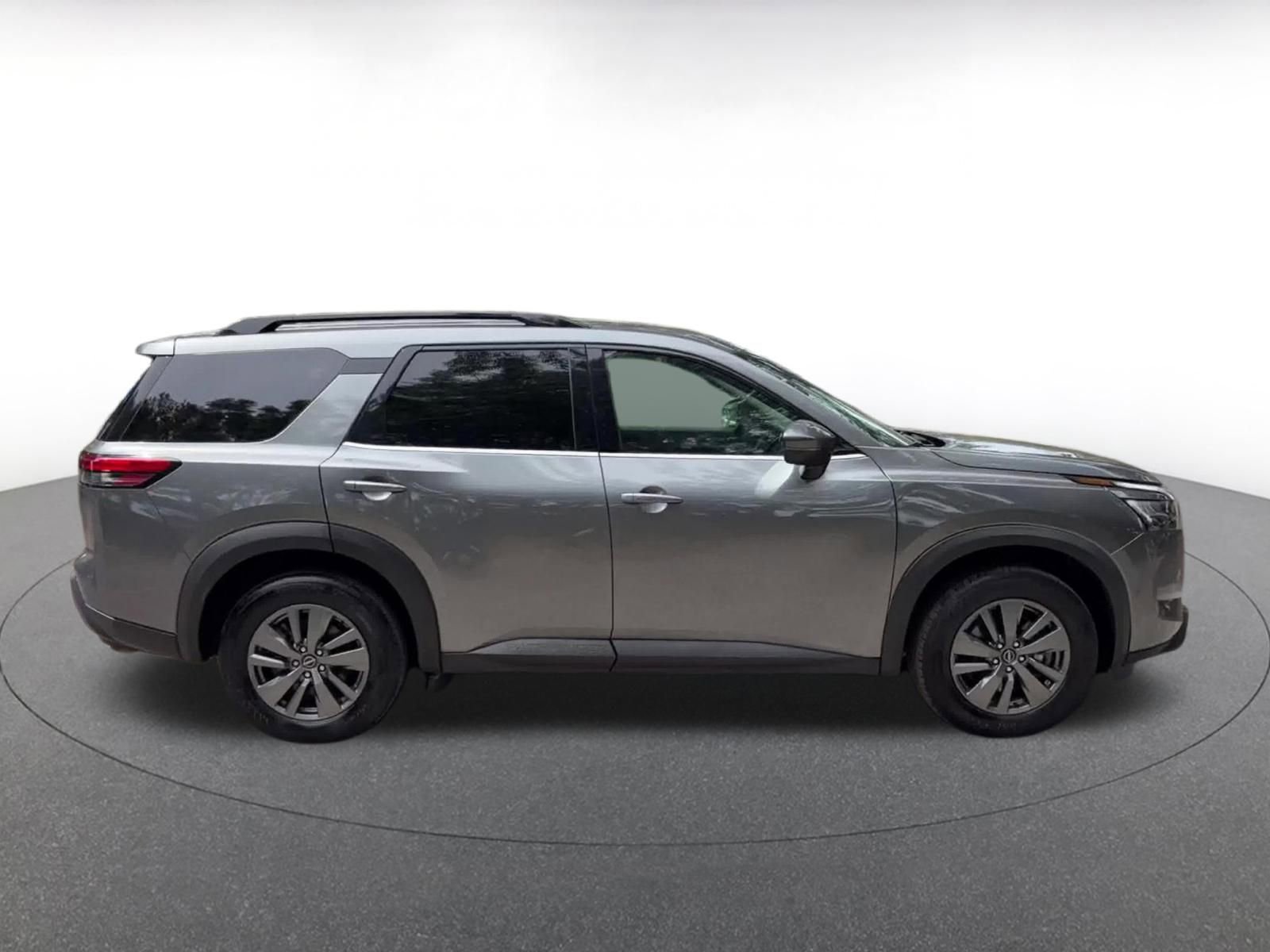 Thumbnail: 2025 Nissan Pathfinder - 16