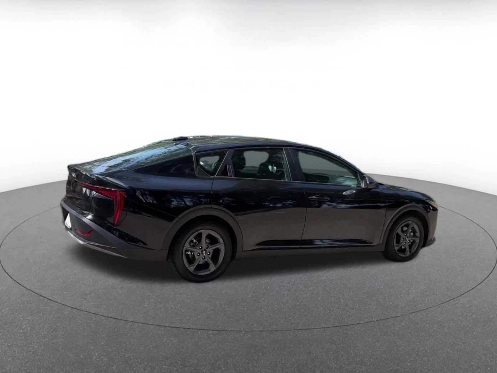 Thumbnail: 2025 Kia K4 - 14