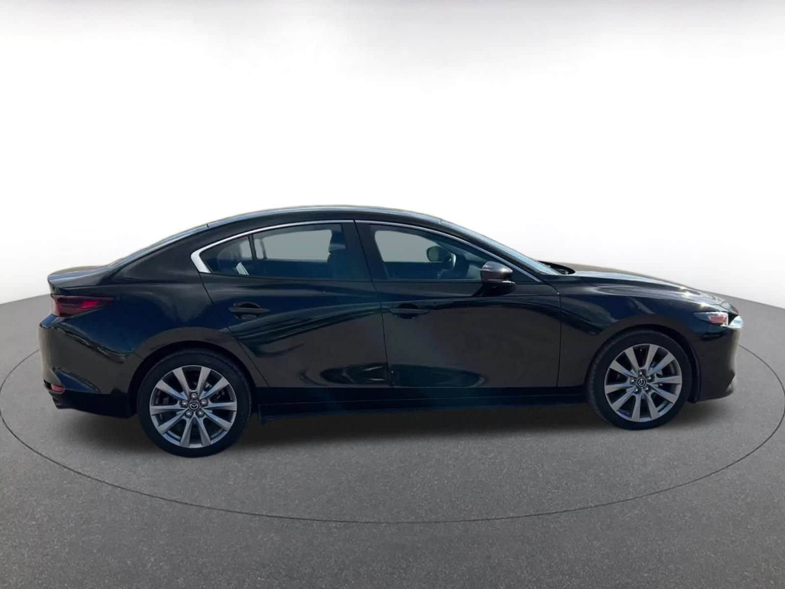 Thumbnail: 2025 Mazda Mazda3 - 16