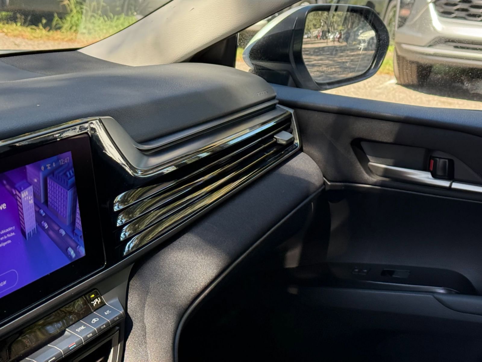 Thumbnail: 2025 Toyota Camry - 29