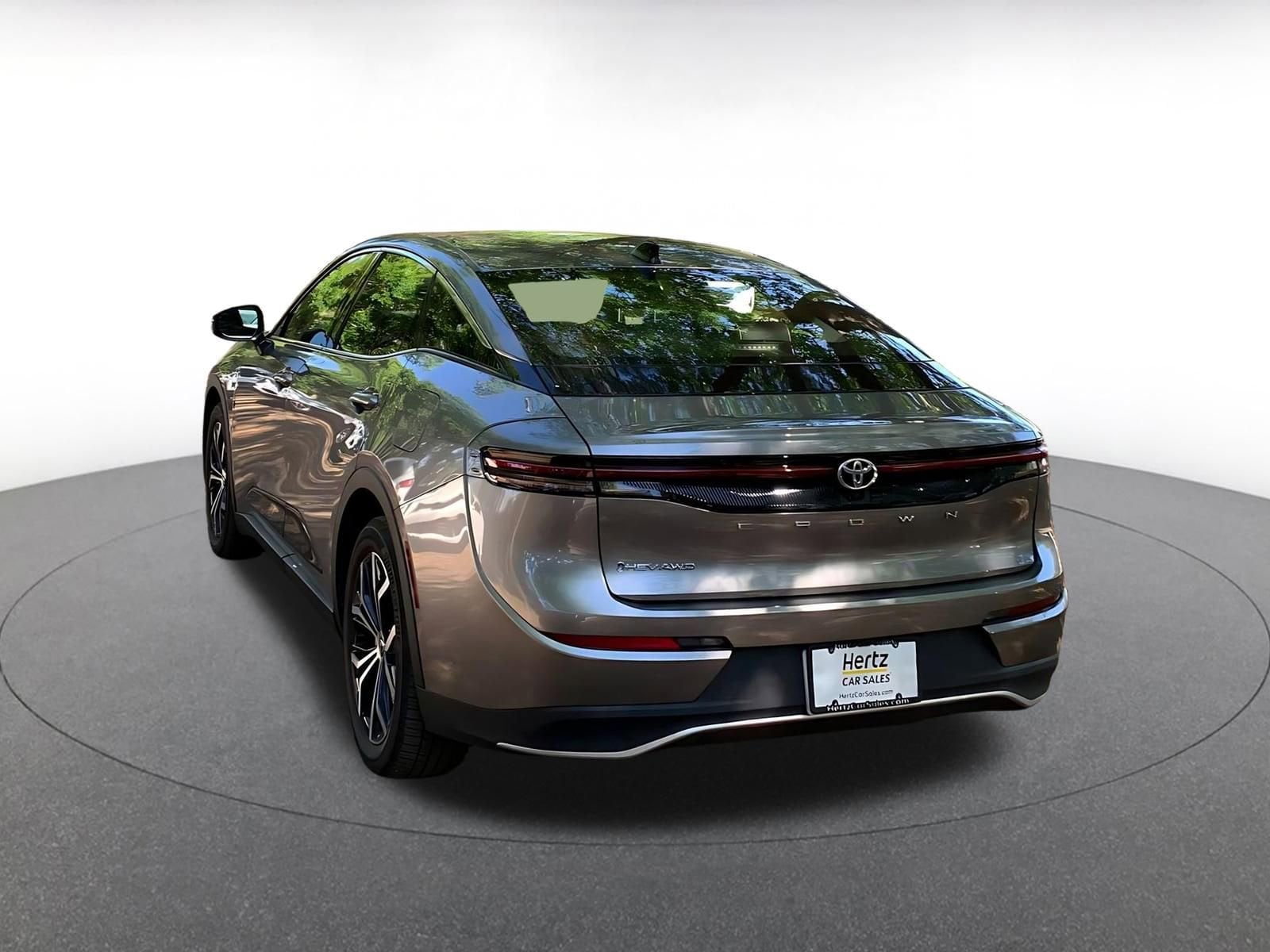 Thumbnail: 2025 Toyota Crown - 5