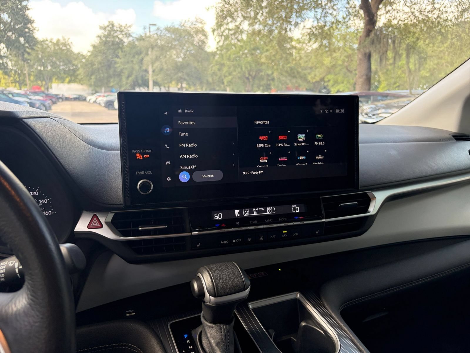 Thumbnail: 2025 Toyota Sienna - 17