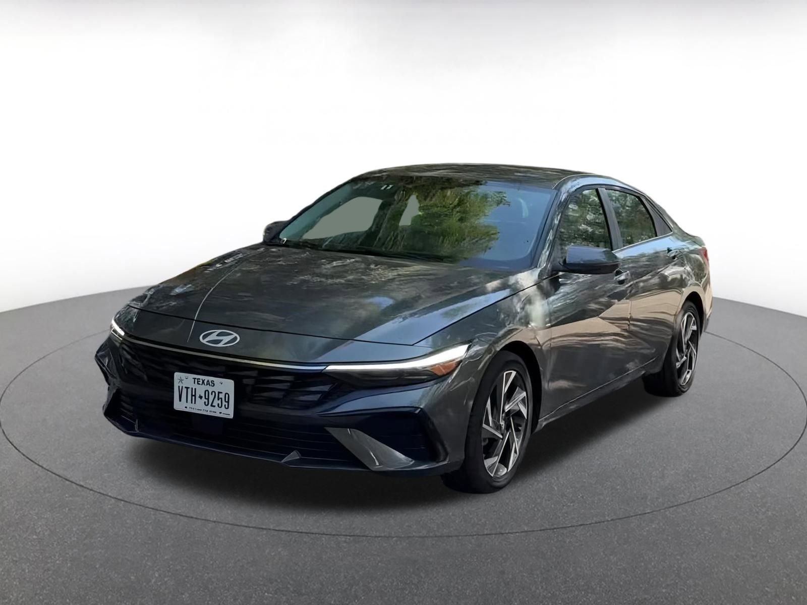 Thumbnail: 2025 Hyundai Elantra - 4