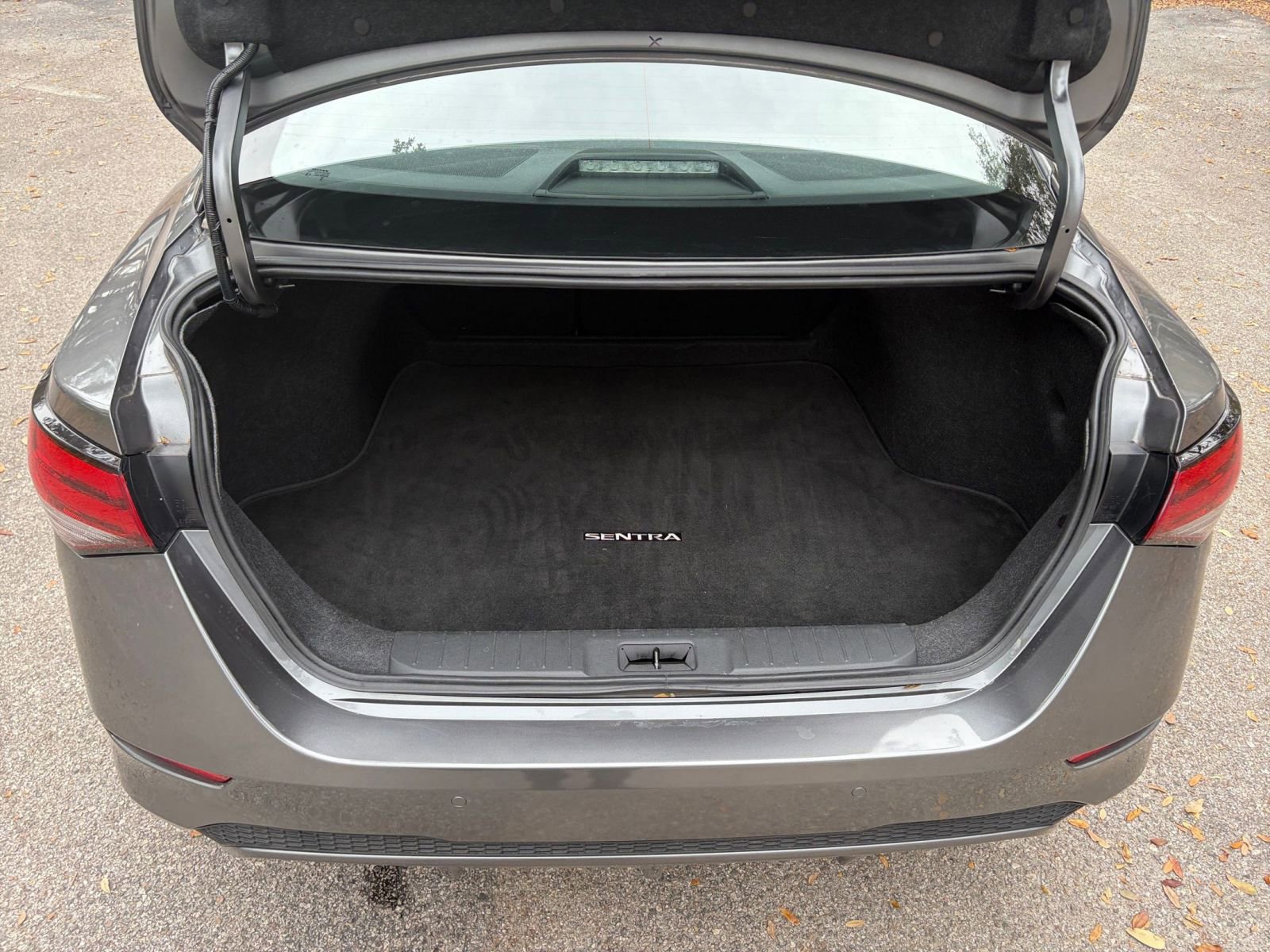 Thumbnail: 2025 Nissan Sentra - 27