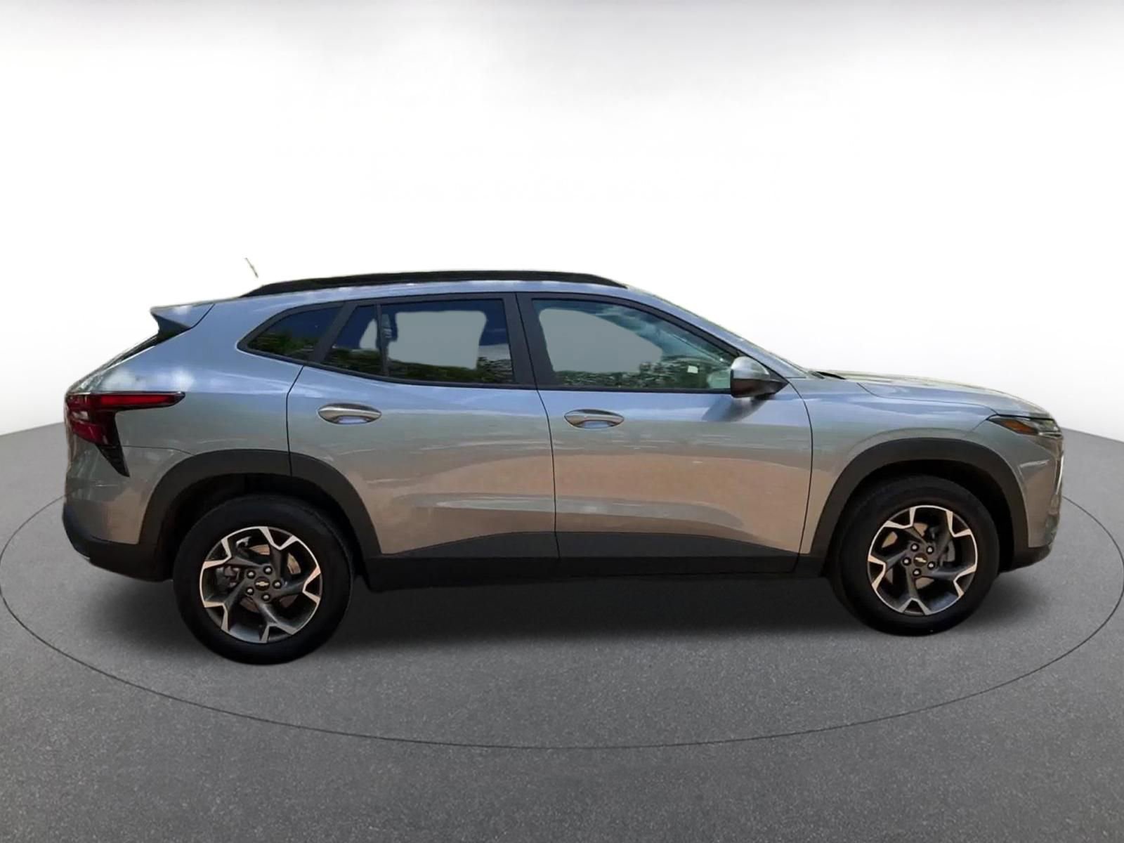 Thumbnail: 2025 Chevrolet Trax - 16