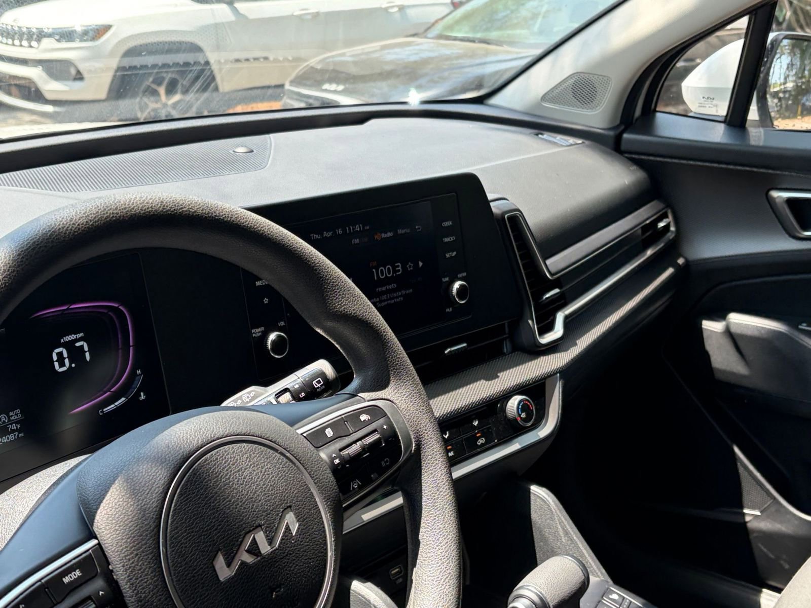 Thumbnail: 2025 Kia Sportage - 33