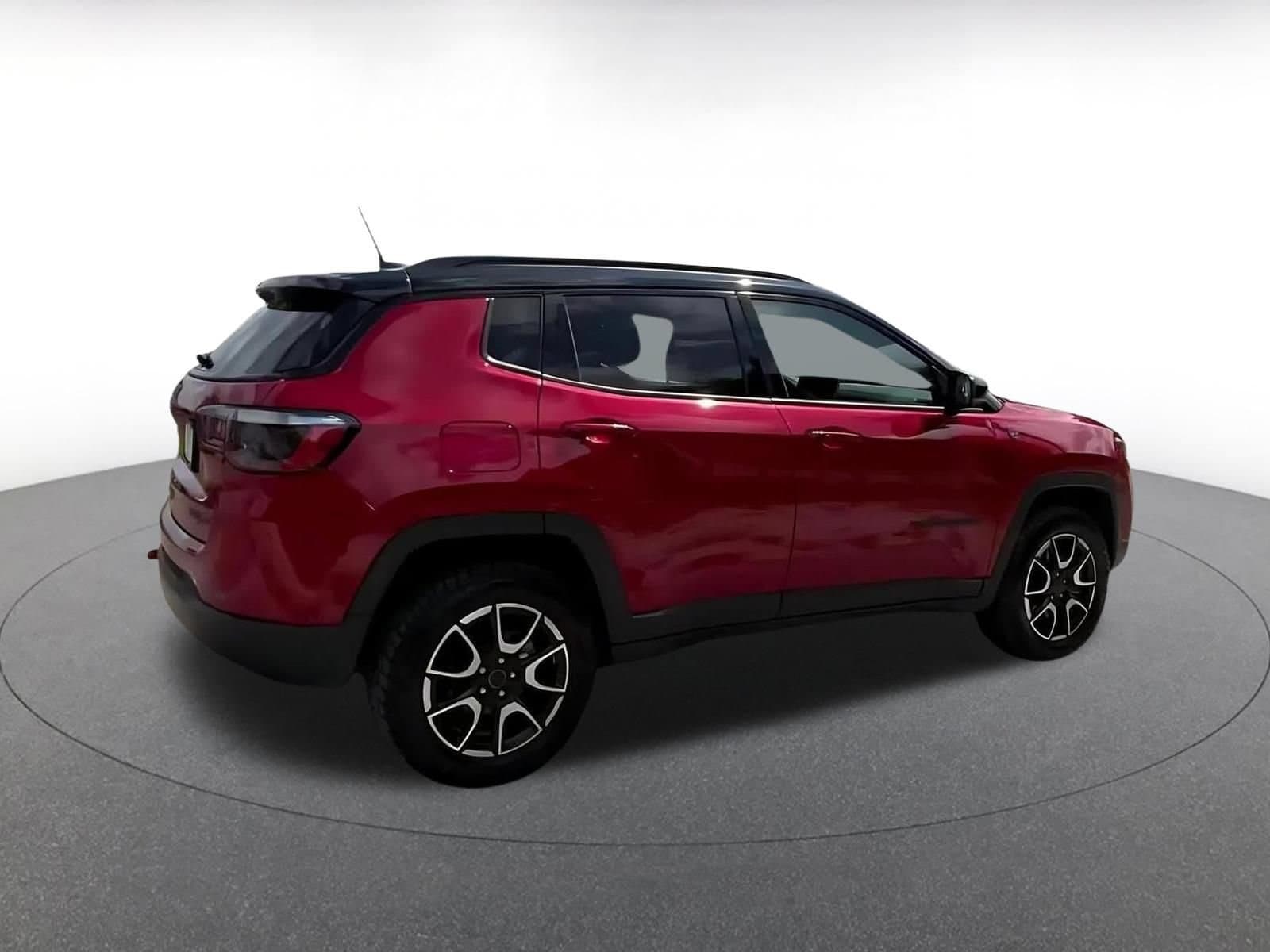Thumbnail: 2025 Jeep Compass - 14