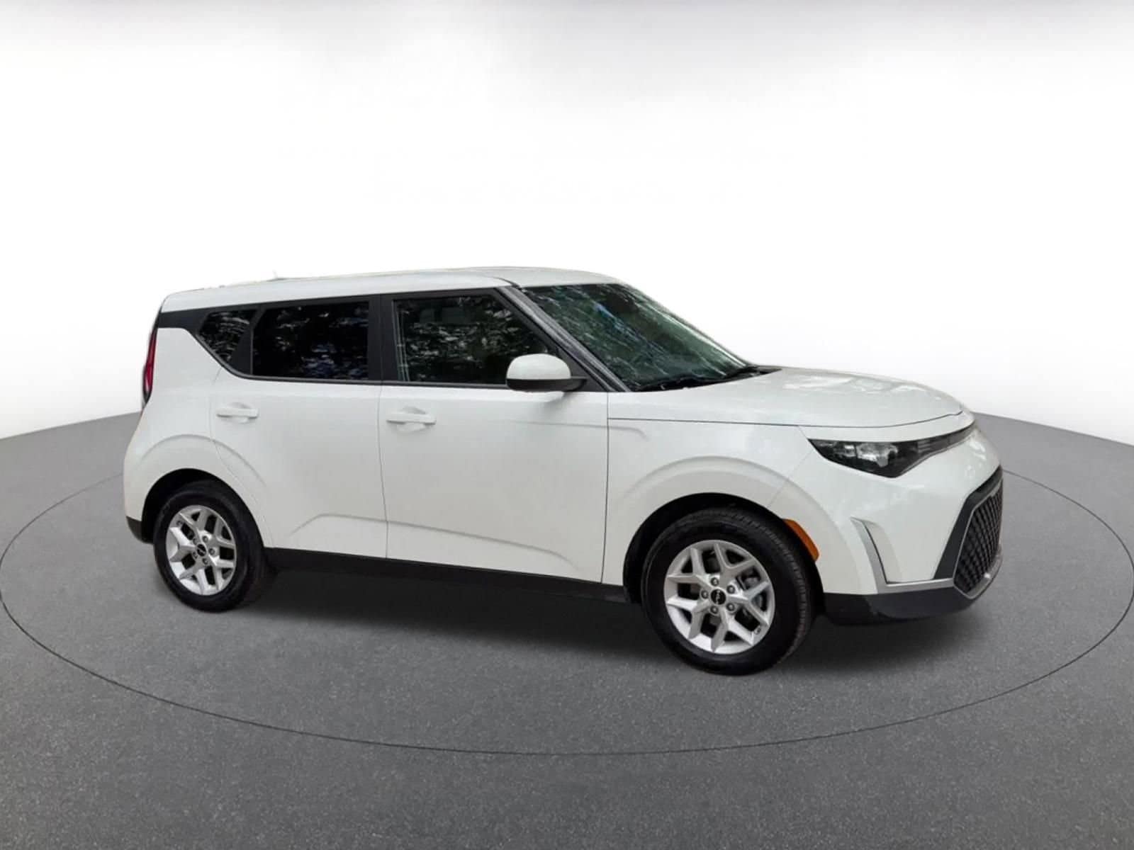 Thumbnail: 2025 Kia Soul - 2