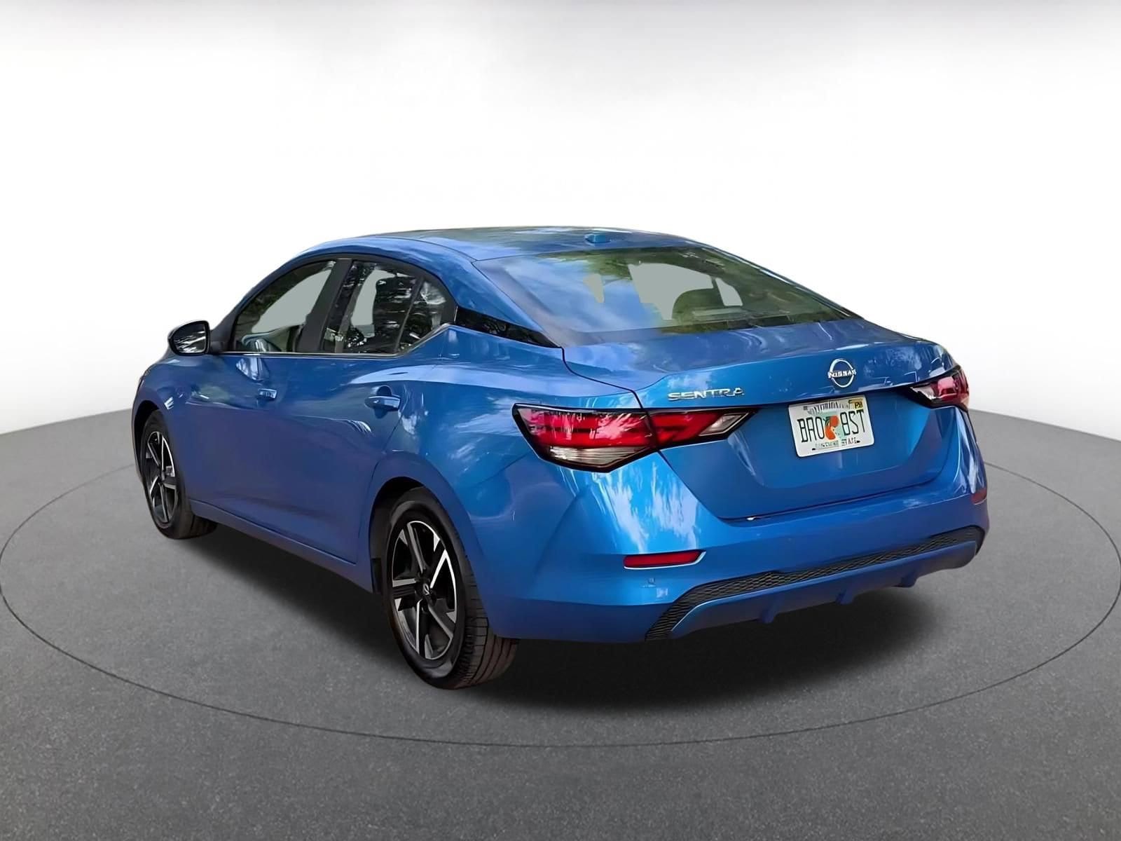 Thumbnail: 2025 Nissan Sentra - 11