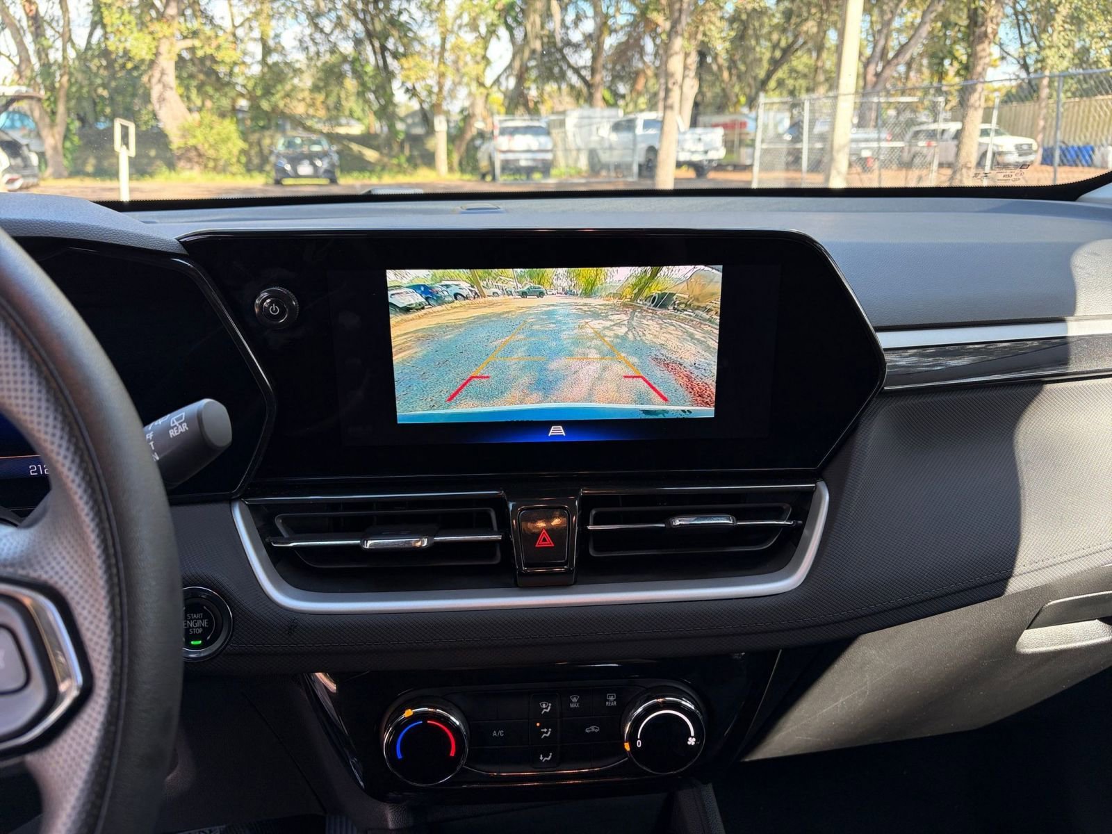 Thumbnail: 2025 Chevrolet TrailBlazer - 17