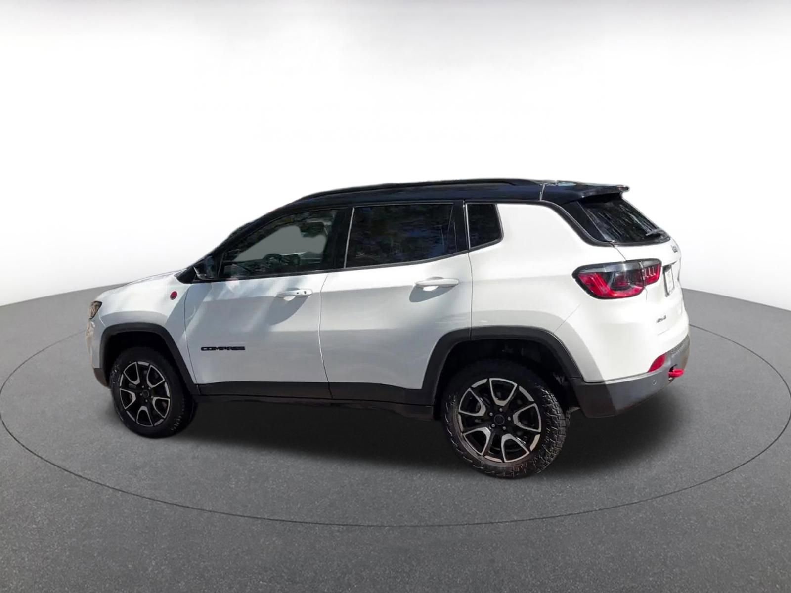 Thumbnail: 2025 Jeep Compass - 10