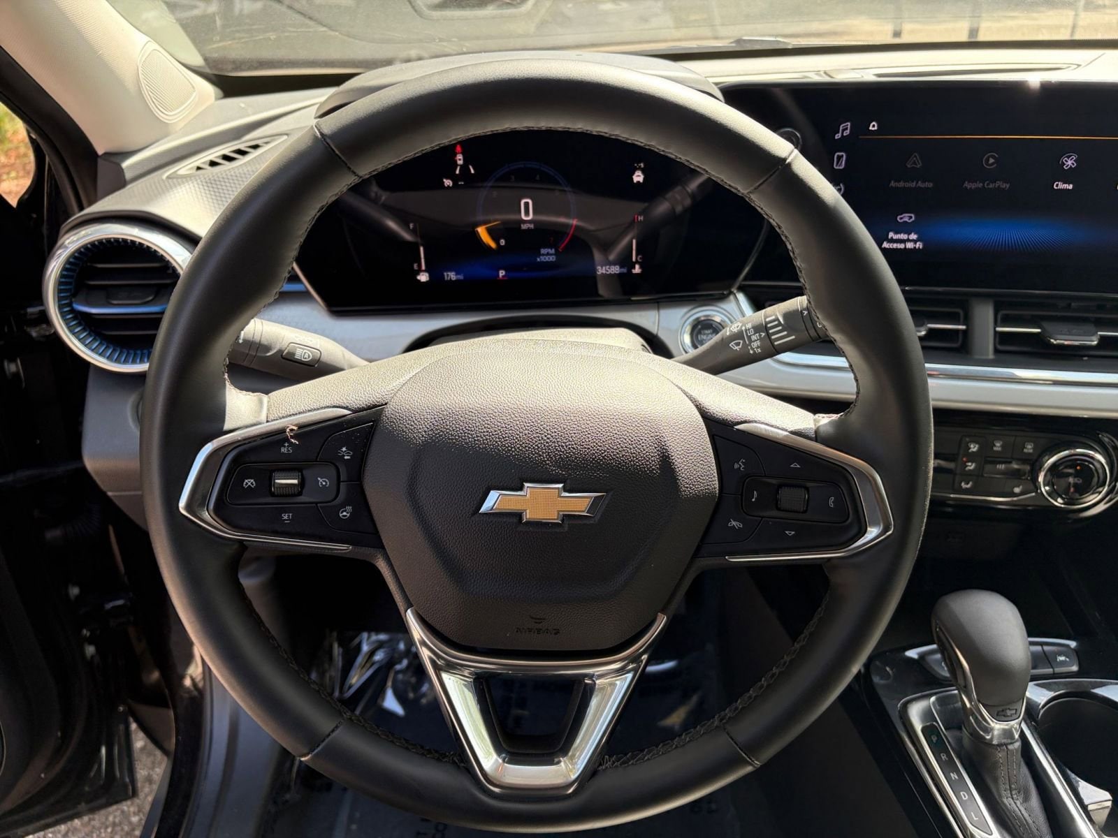 Thumbnail: 2025 Chevrolet Trax - 27