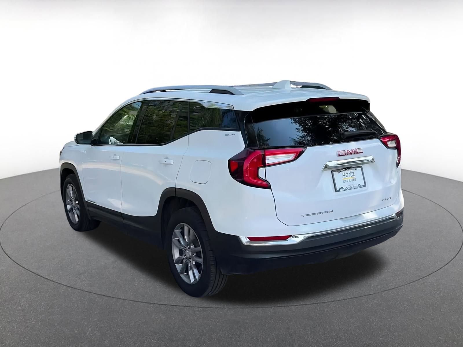 Thumbnail: 2024 GMC Terrain - 17