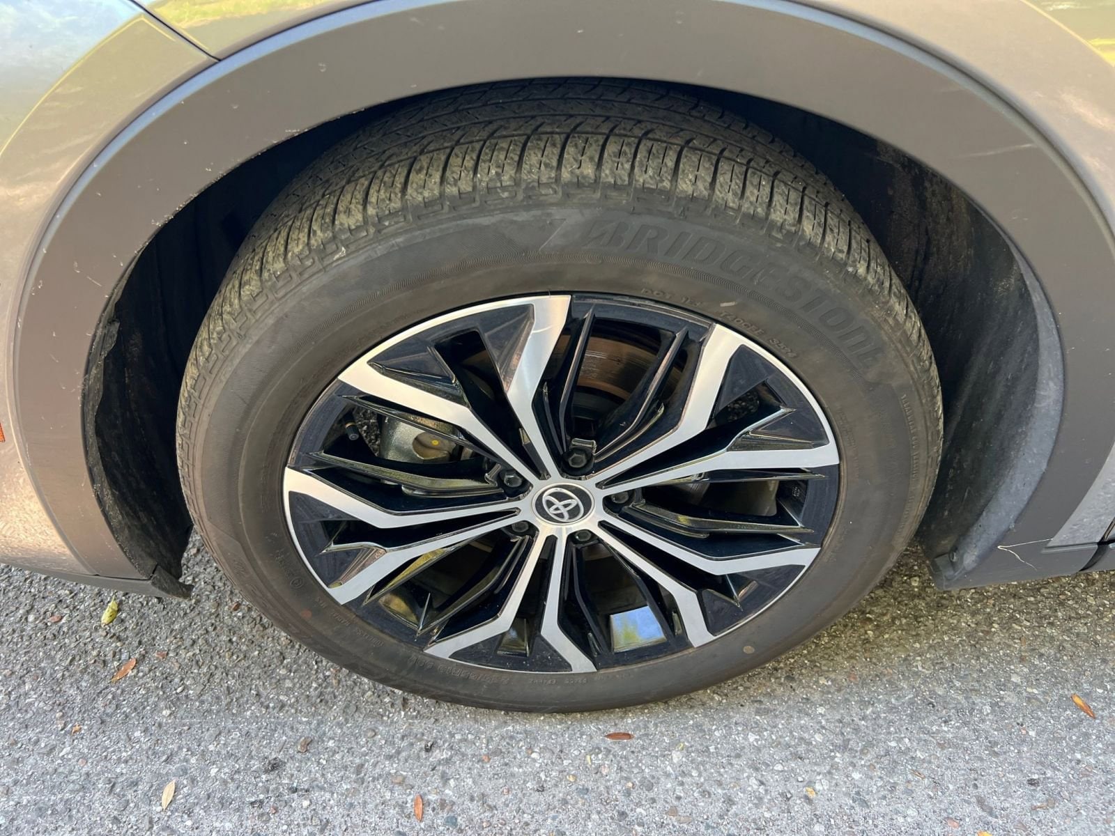 Thumbnail: 2025 Toyota Crown - 25