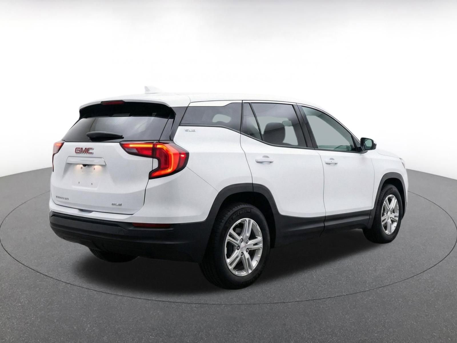 Thumbnail: 2024 GMC Terrain - 9