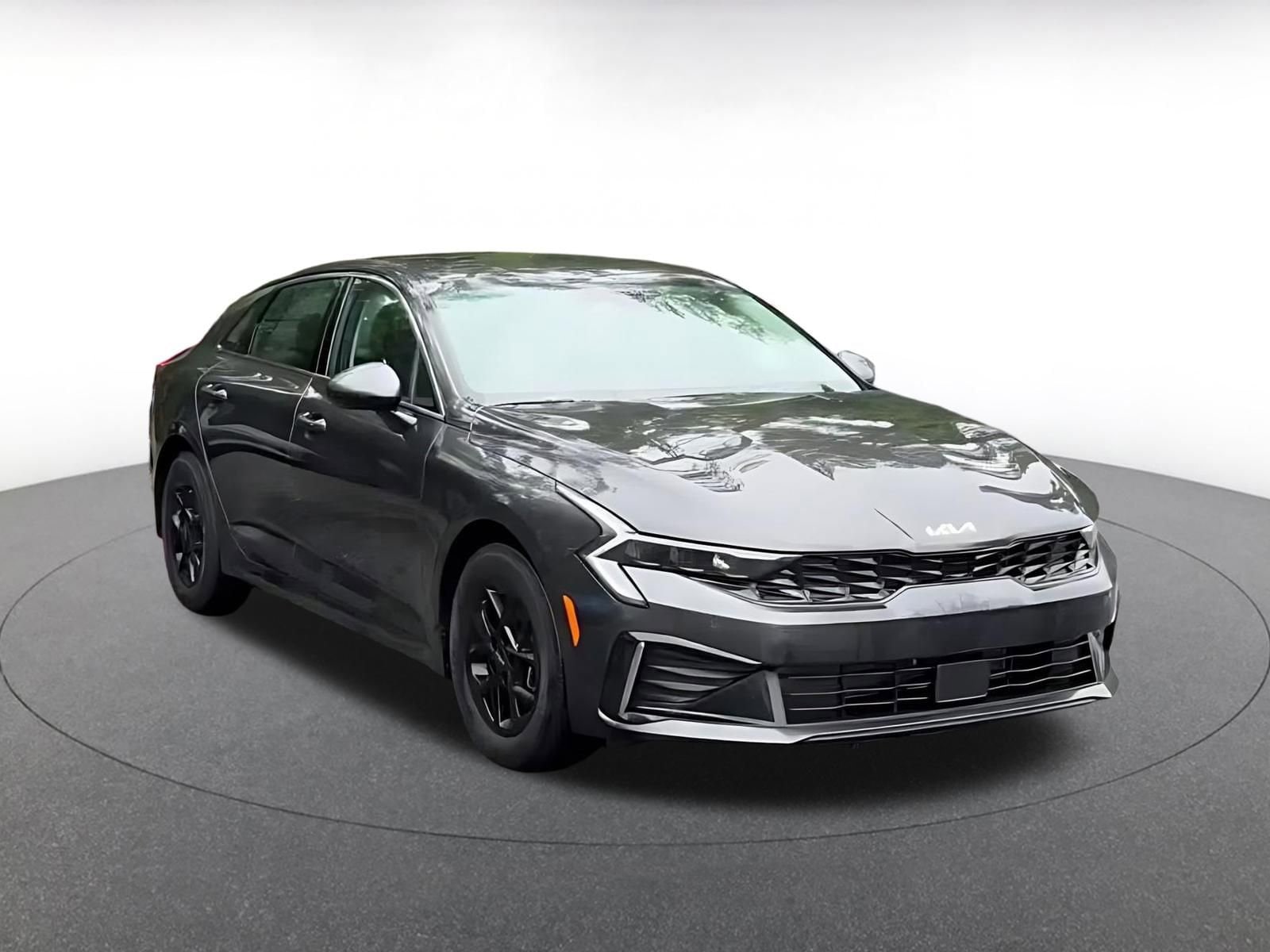 Thumbnail: 2025 Kia K5 - 3