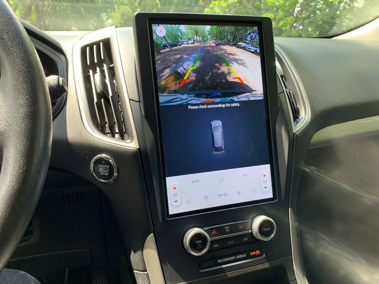 Thumbnail: 2023 Ford Edge - 17