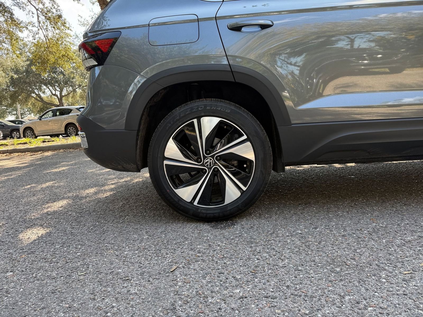 Thumbnail: 2025 Volkswagen Taos - 23