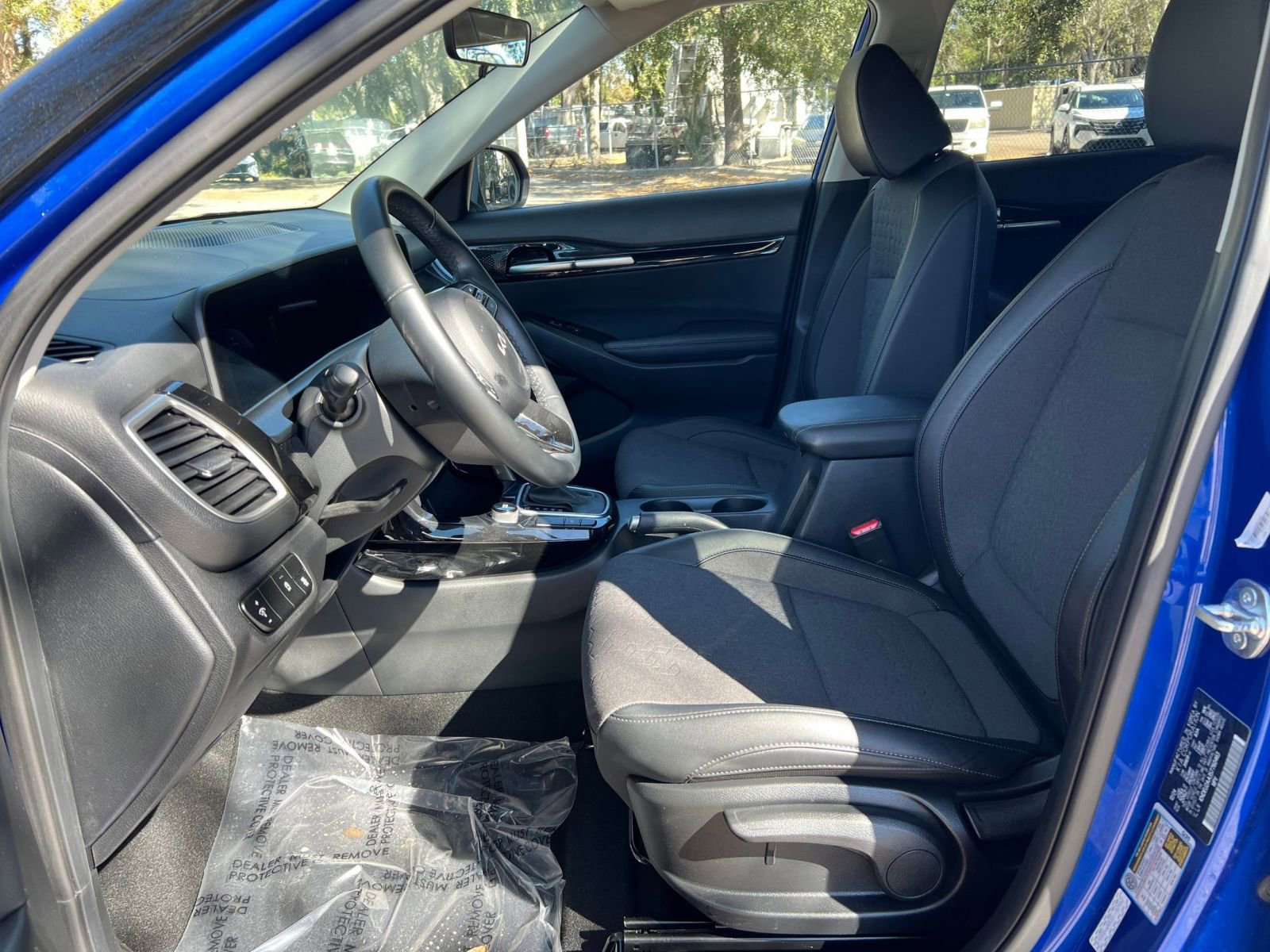 Thumbnail: 2025 Kia Seltos - 23