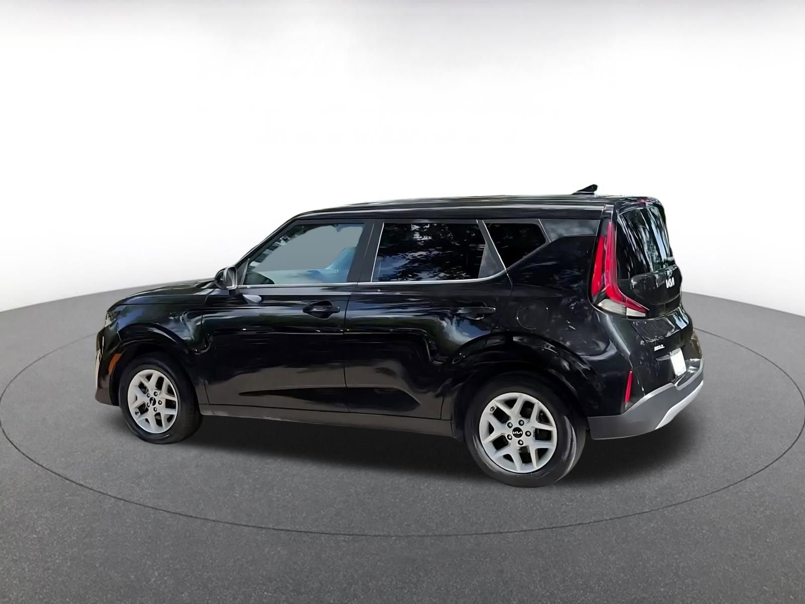 Thumbnail: 2025 Kia Soul - 10