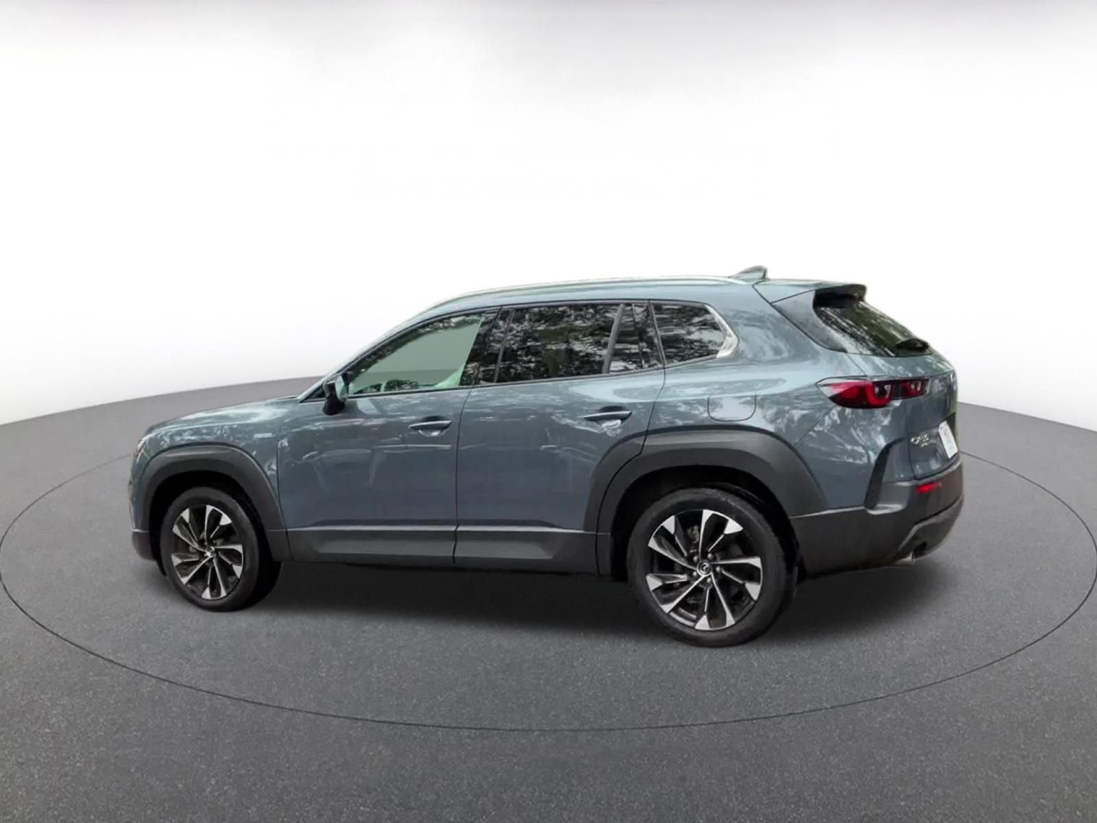 Thumbnail: 2025 Mazda CX-50 - 10