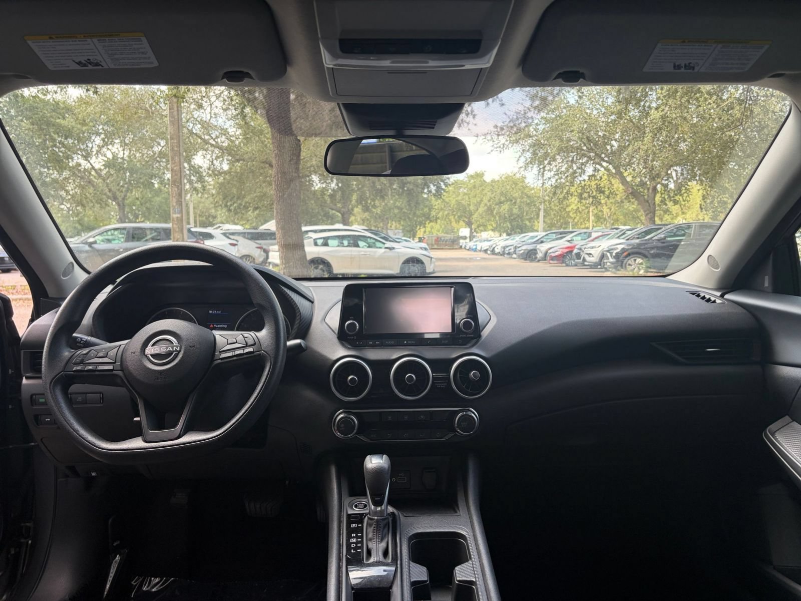 Thumbnail: 2025 Nissan Sentra - 31