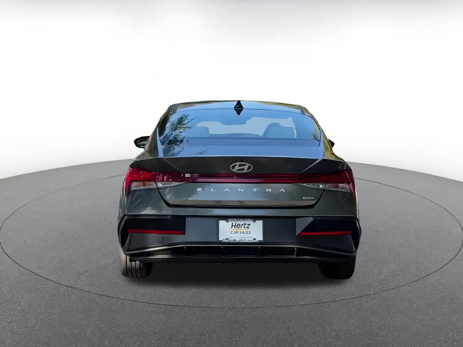 Thumbnail: 2025 Hyundai Elantra - 11
