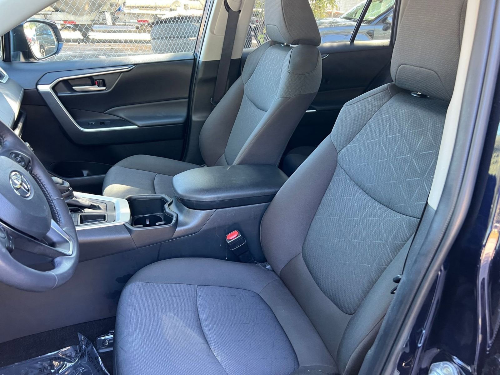 Thumbnail: 2025 Toyota RAV4 - 30