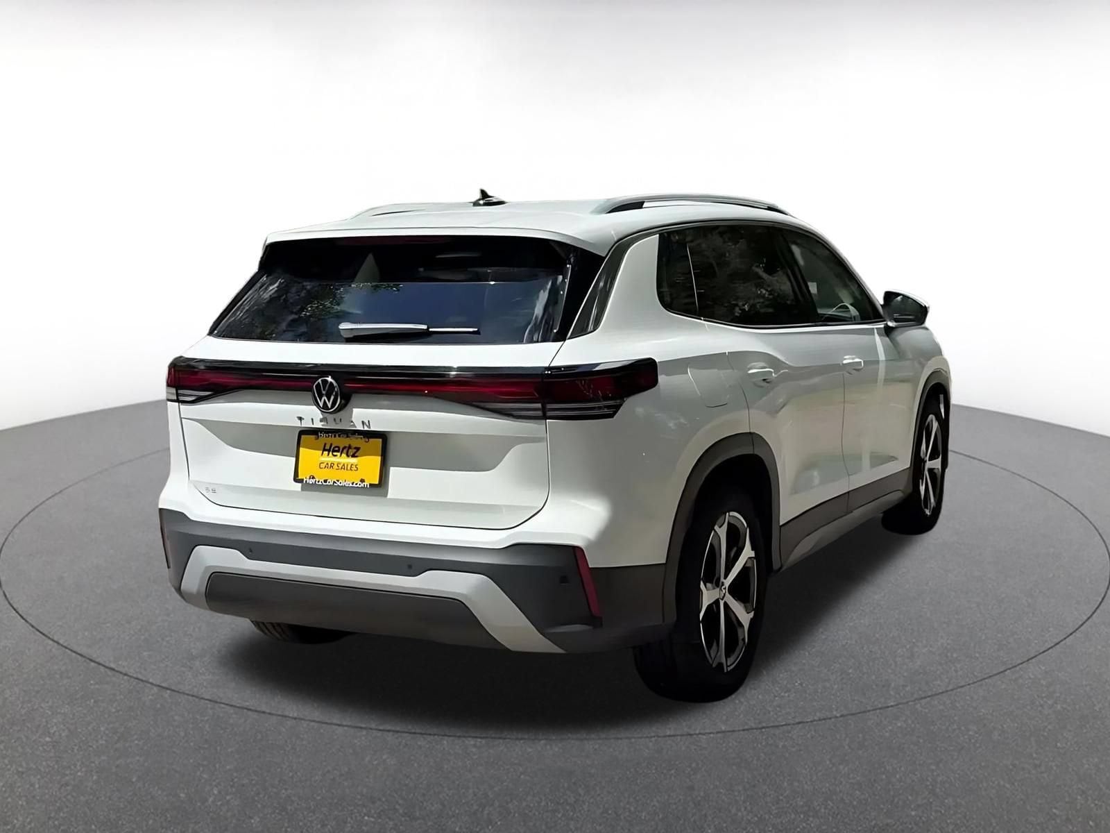 Thumbnail: 2026 Volkswagen Tiguan - 14