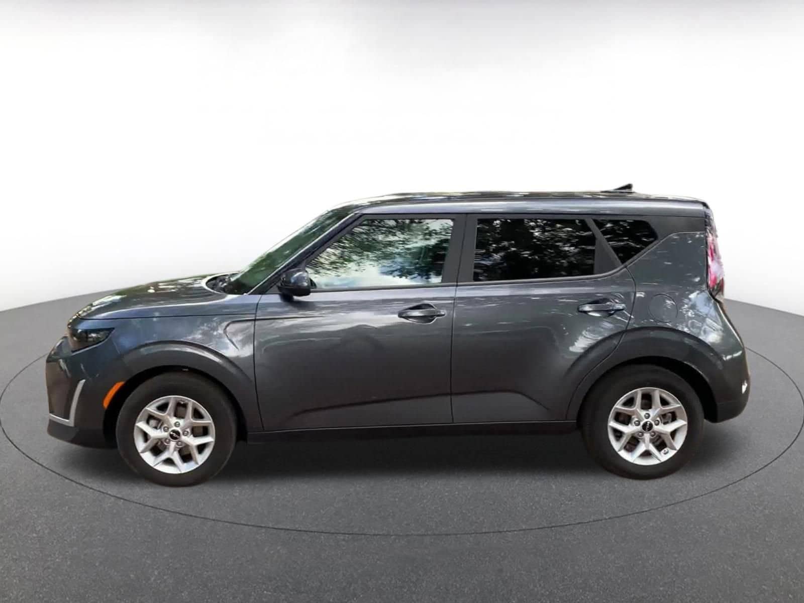 2024 Kia Soul LX 8