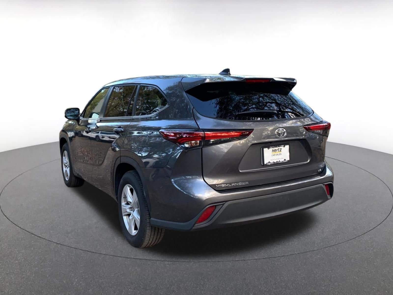 Thumbnail: 2025 Toyota Highlander - 5