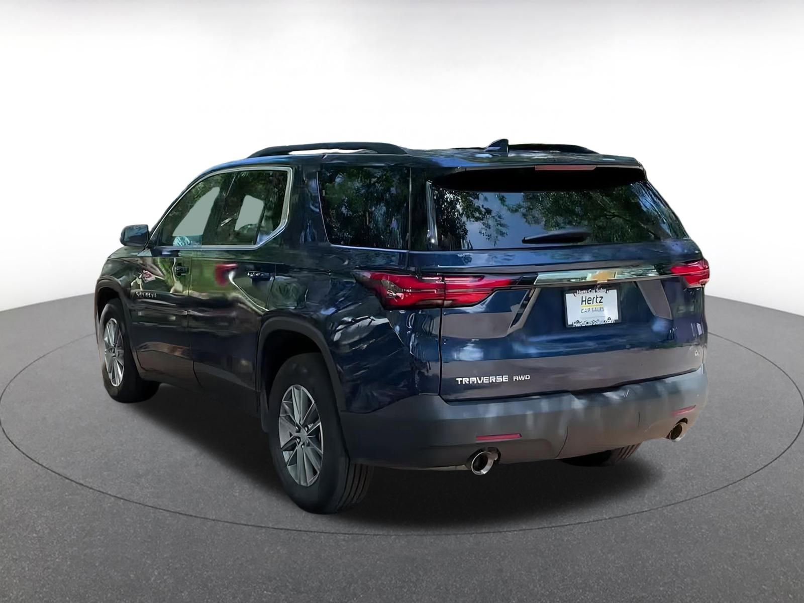 Thumbnail: 2023 Chevrolet Traverse - 11