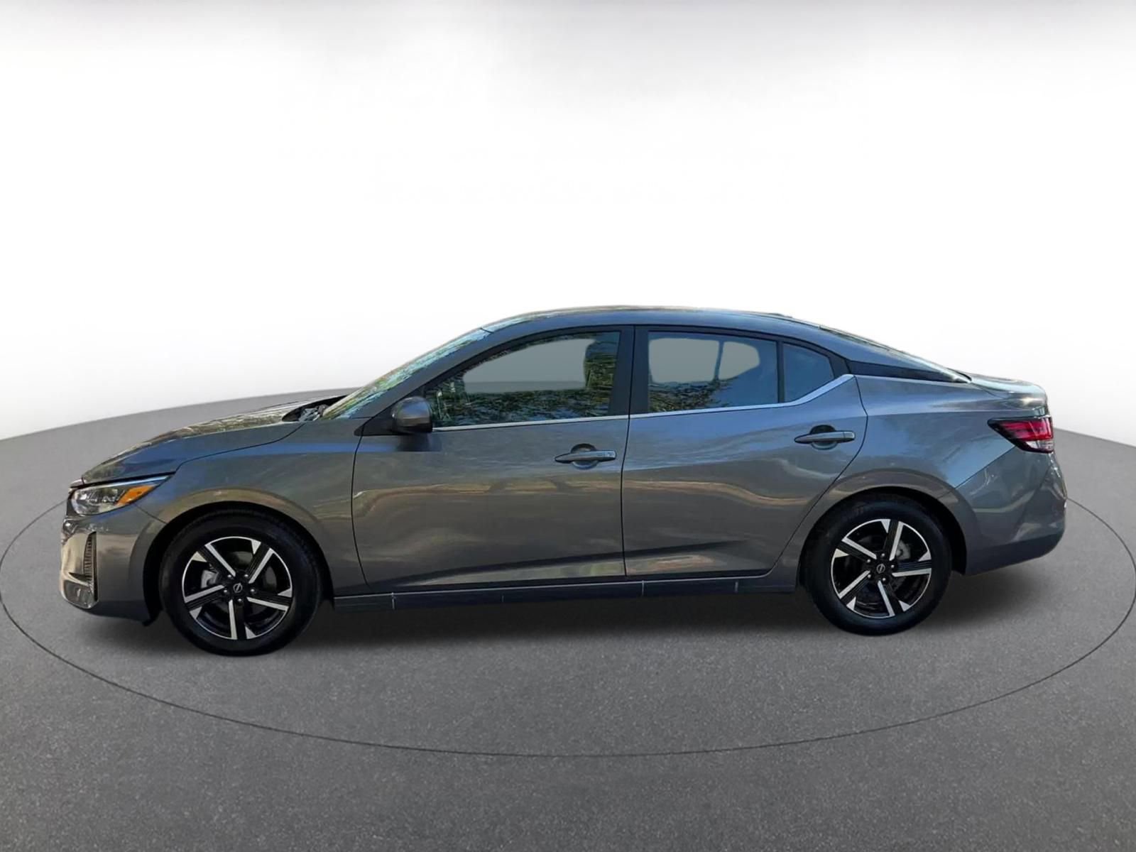 Thumbnail: 2025 Nissan Sentra - 9