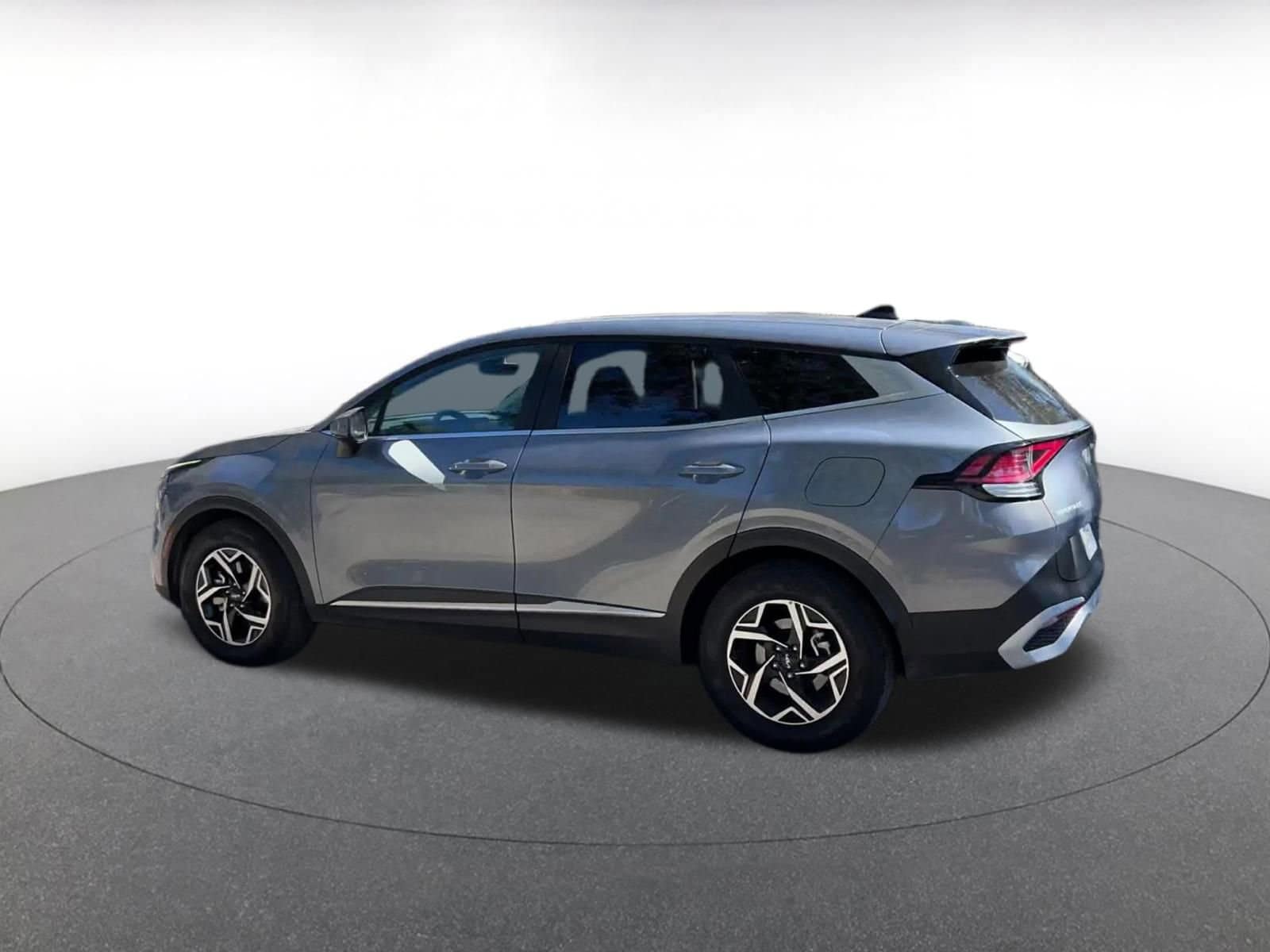 Thumbnail: 2025 Kia Sportage - 10