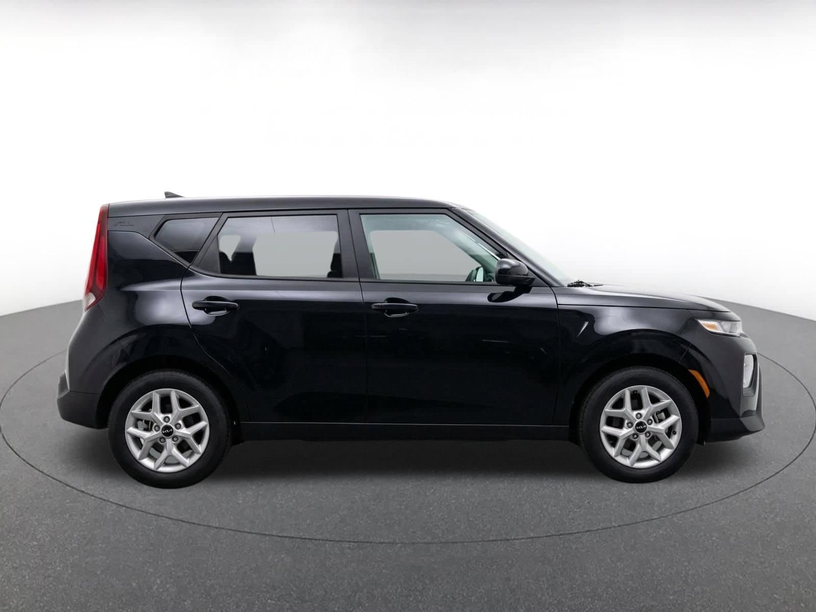Thumbnail: 2025 Kia Soul - 10