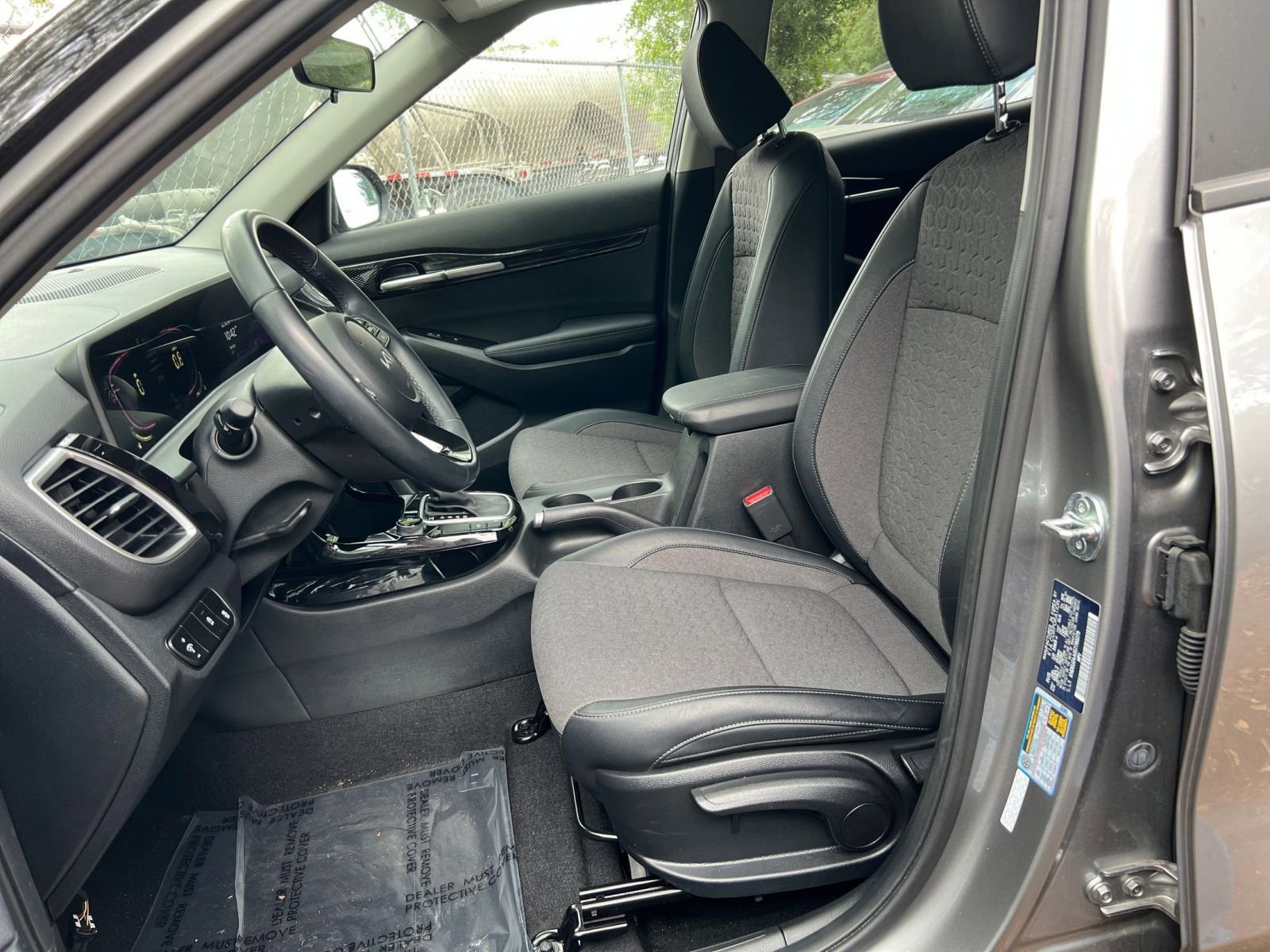 Thumbnail: 2025 Kia Seltos - 28