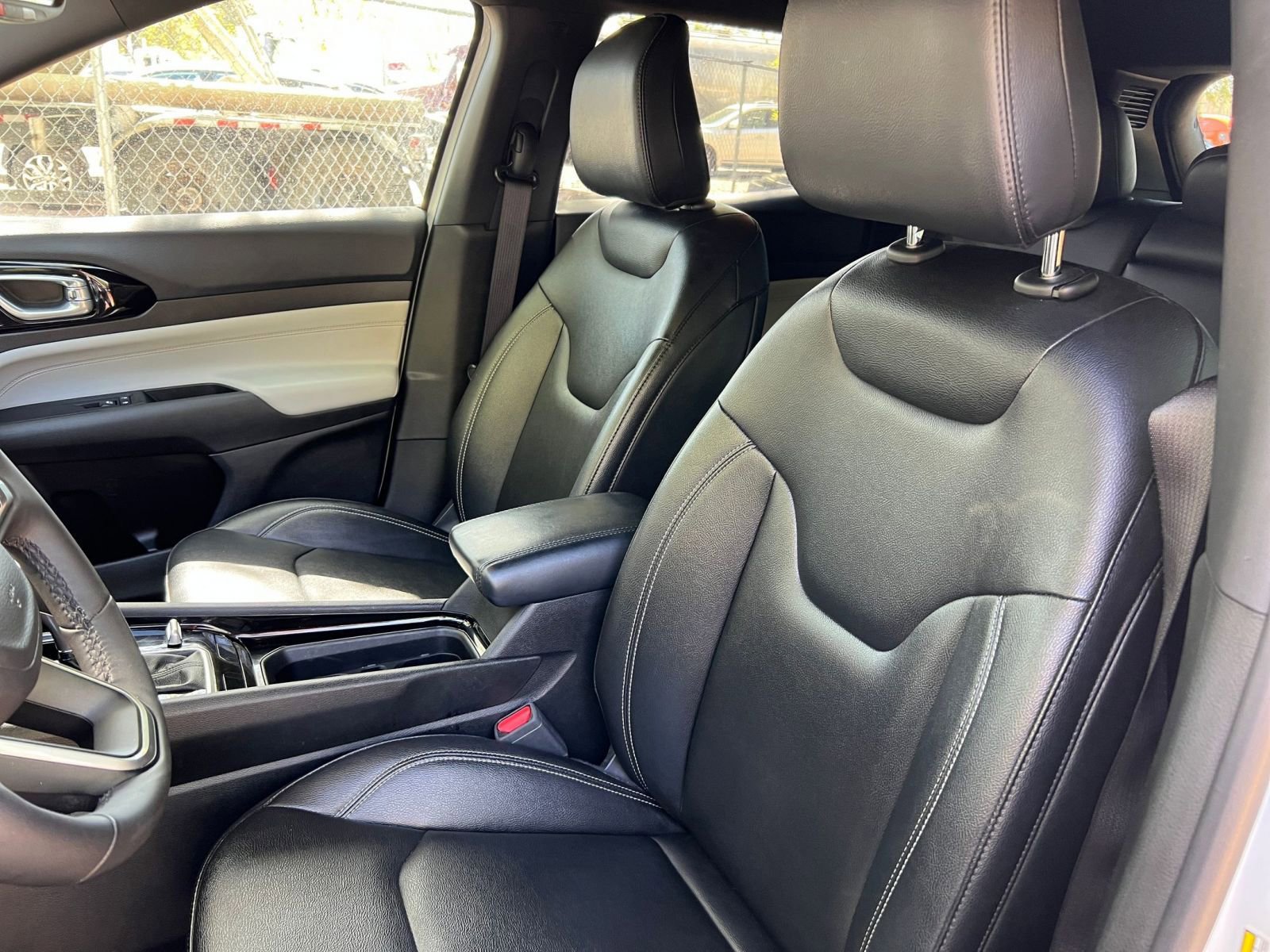 Thumbnail: 2025 Jeep Compass - 32