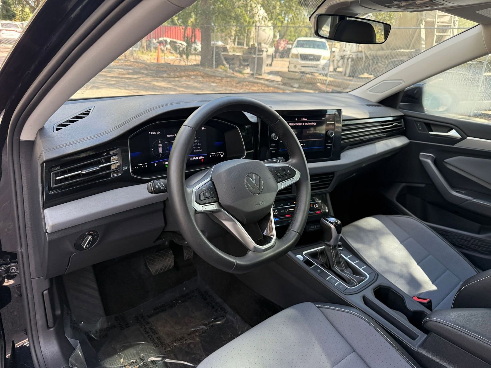 Thumbnail: 2025 Volkswagen Jetta - 28