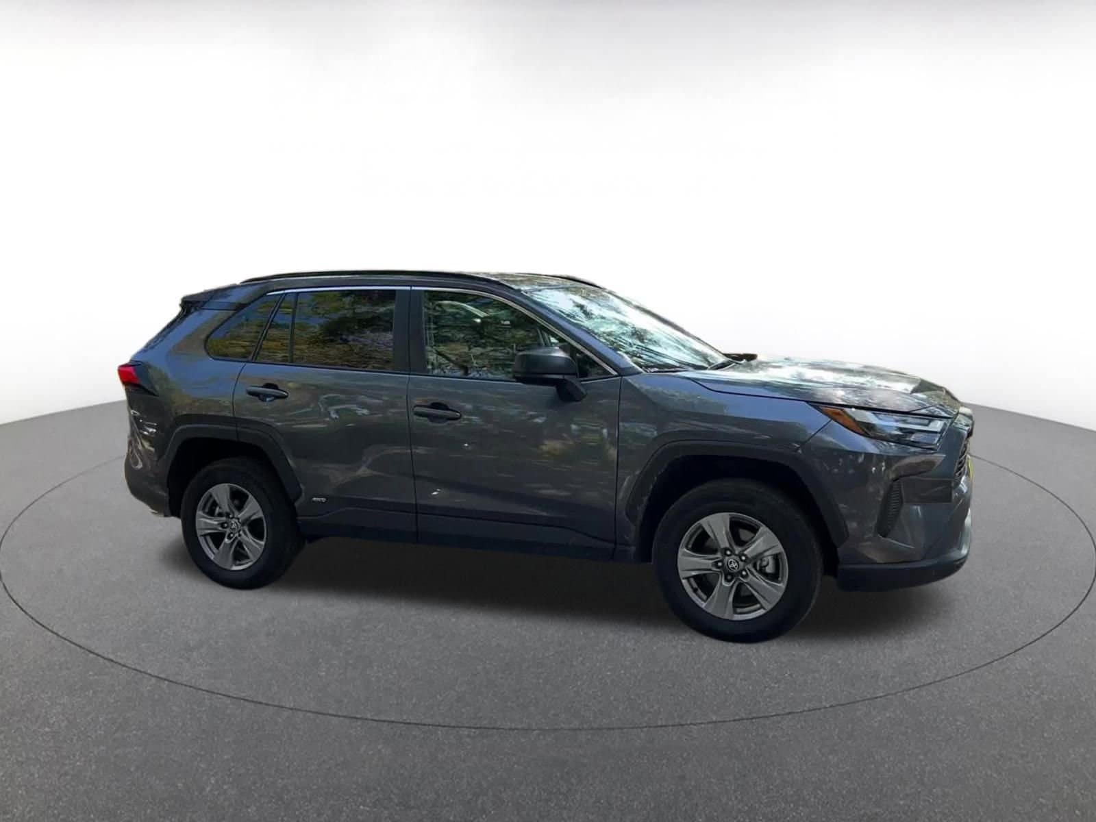 Thumbnail: 2025 Toyota RAV4 - 2