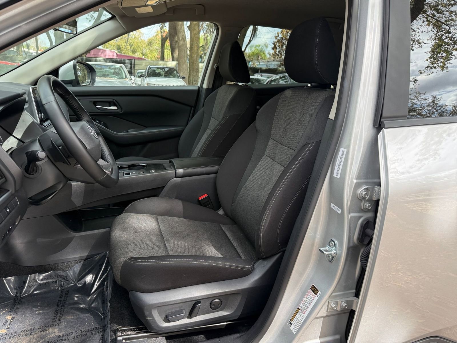 Thumbnail: 2025 Nissan Rogue - 33