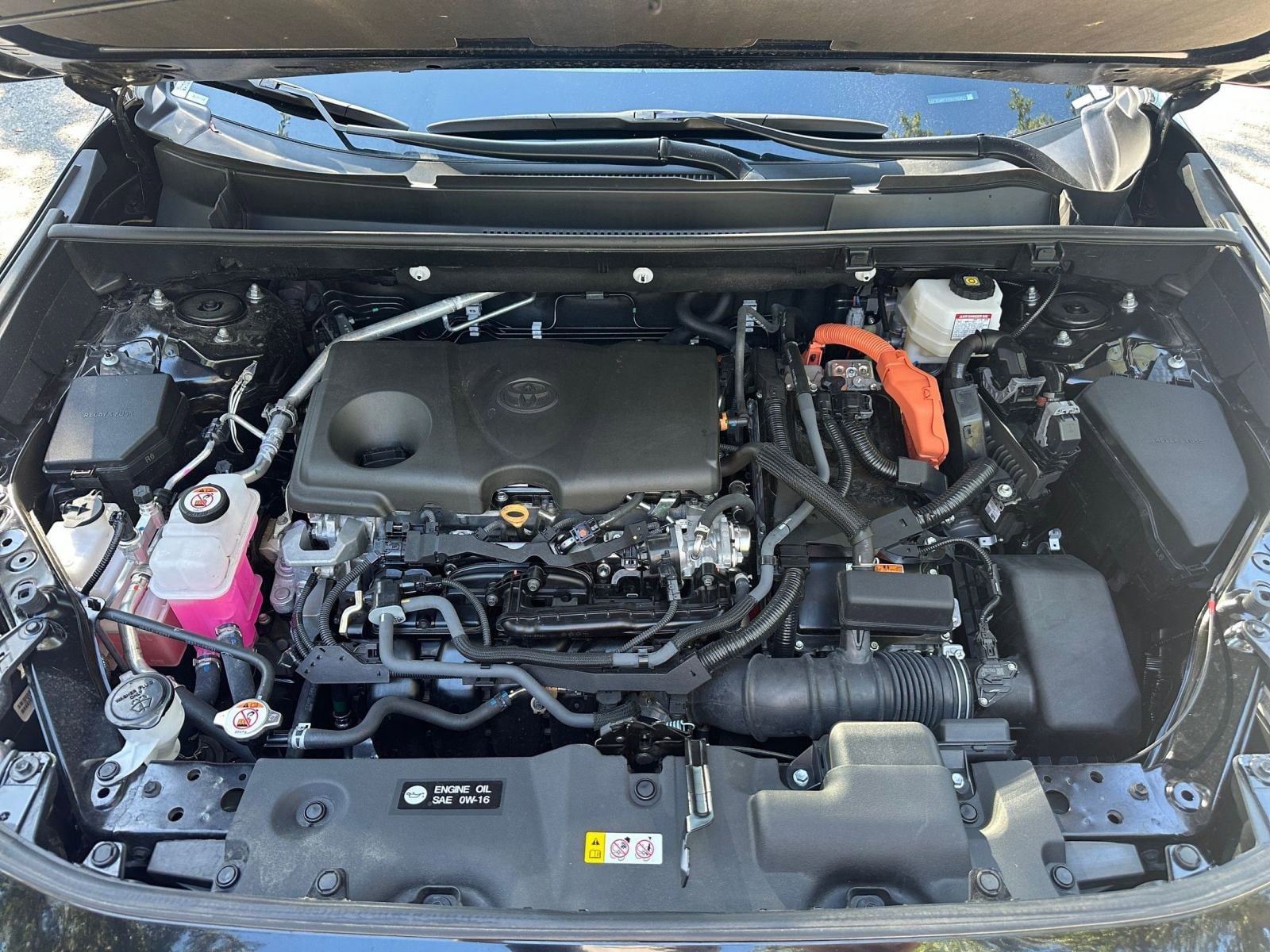 Thumbnail: 2025 Toyota RAV4 - 31