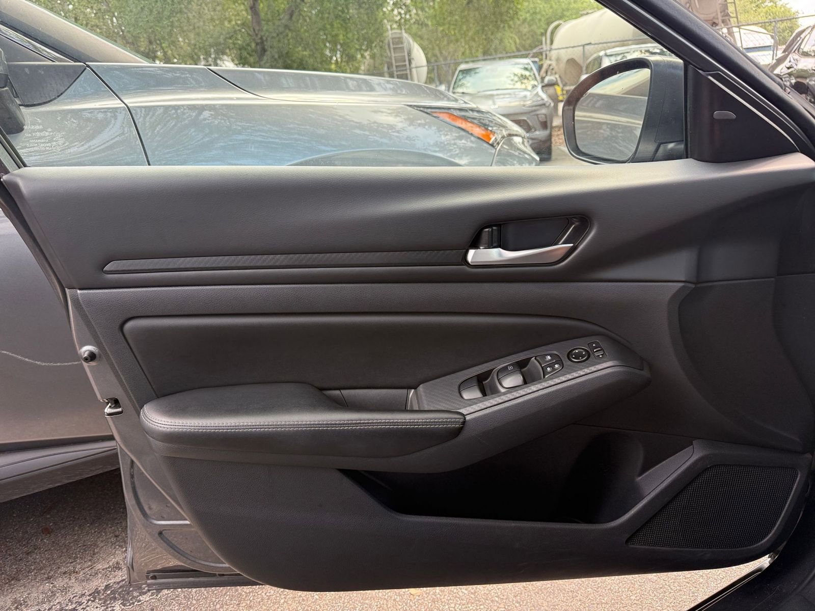 Thumbnail: 2025 Nissan Altima - 18