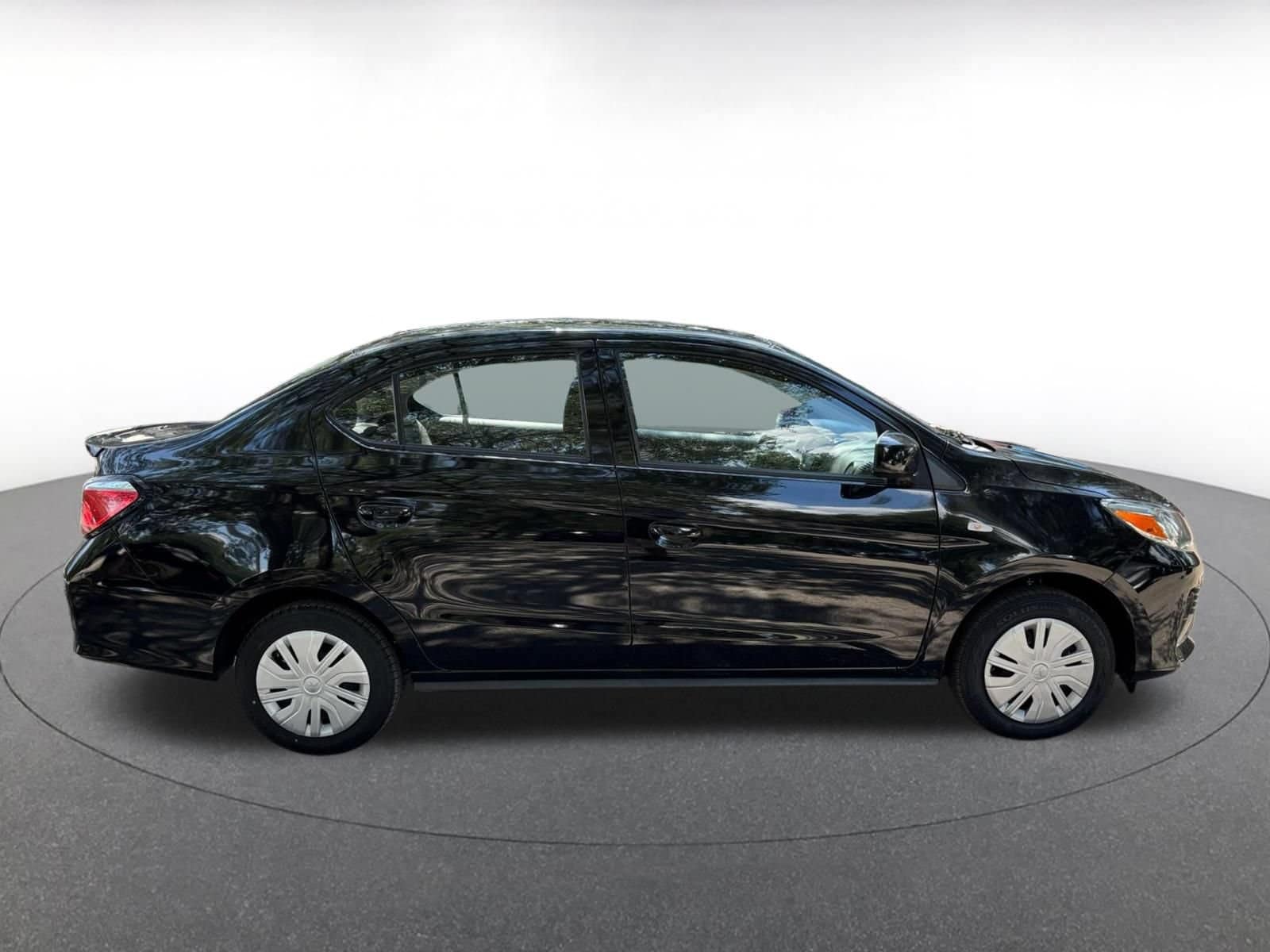 Thumbnail: 2024 Mitsubishi Mirage G4 - 8