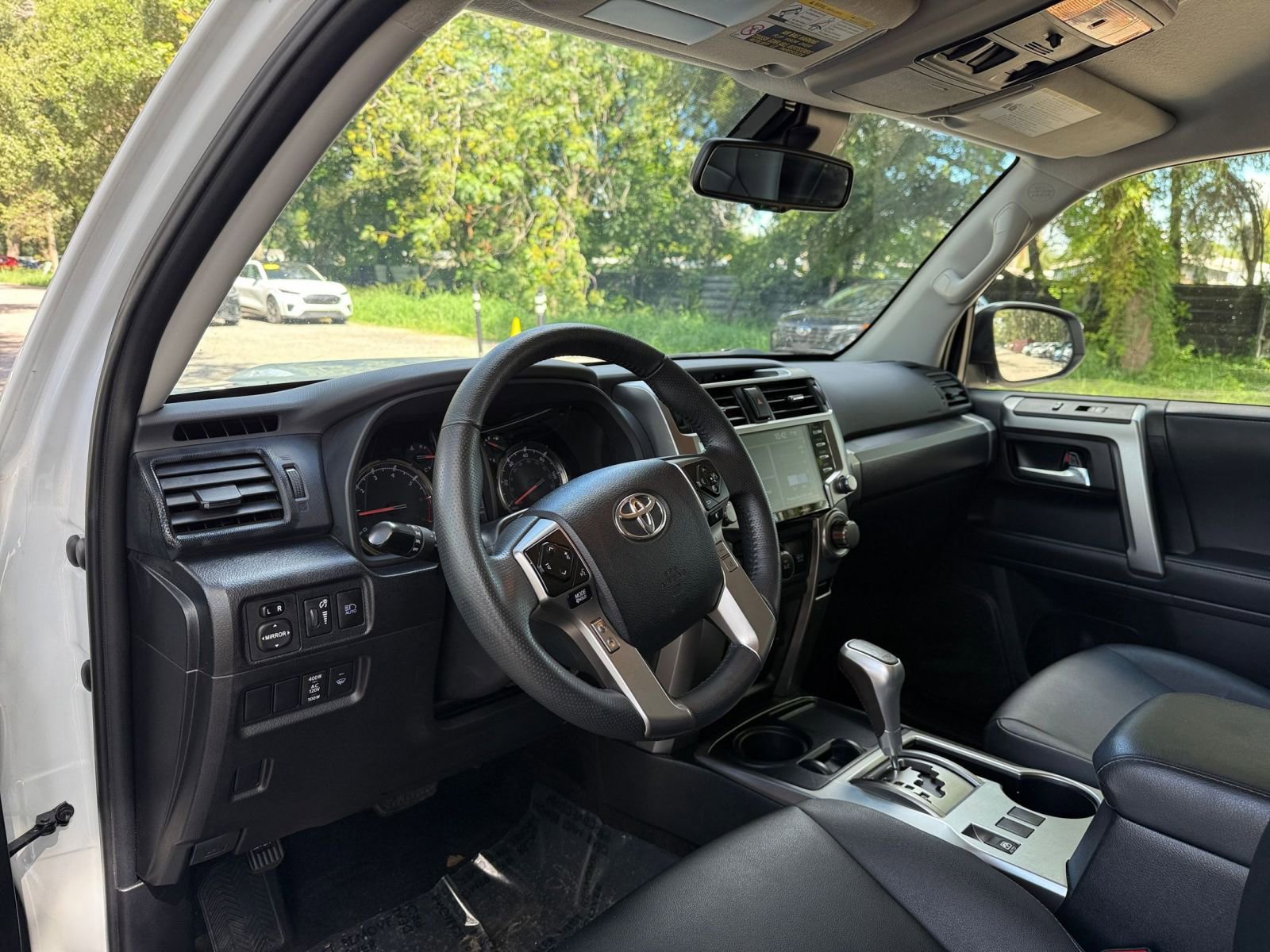 Thumbnail: 2024 Toyota 4Runner - 28