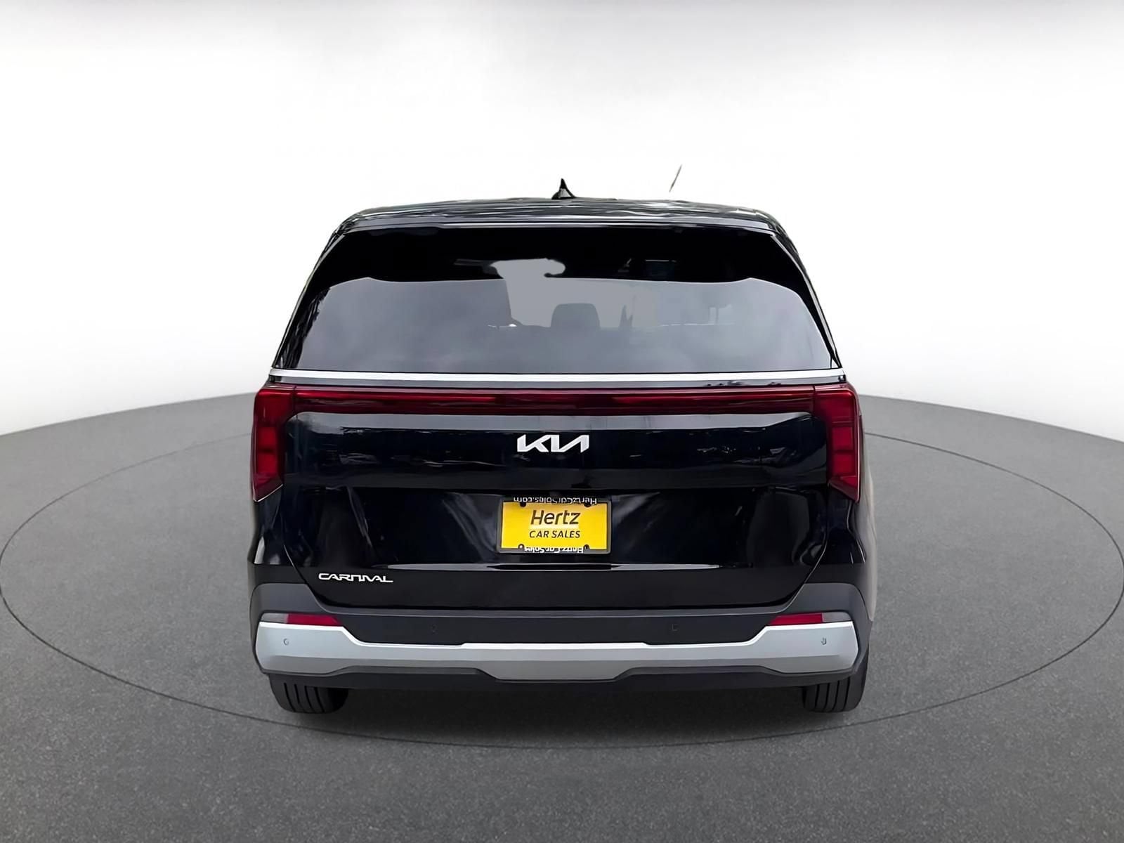 Thumbnail: 2026 Kia Carnival - 12