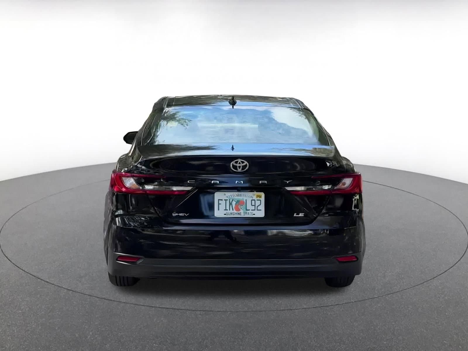 Thumbnail: 2025 Toyota Camry - 12