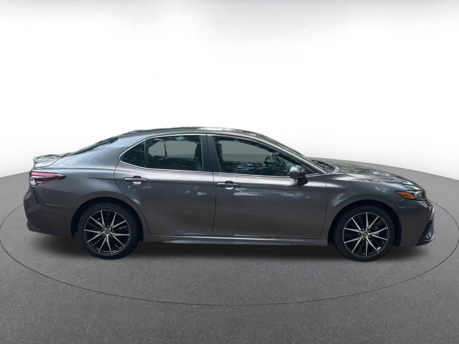 Thumbnail: 2023 Toyota Camry - 16