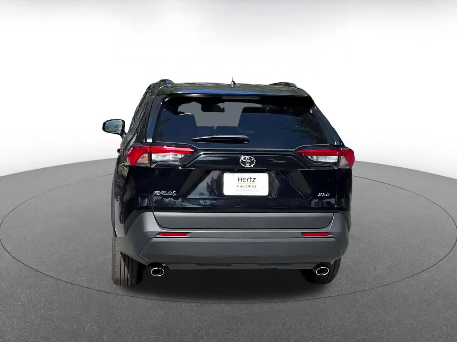 Thumbnail: 2025 Toyota RAV4 - 12